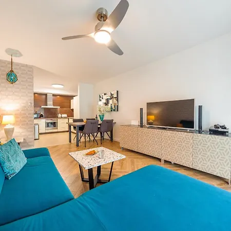 W Obiekcie Aquarius - Apartment